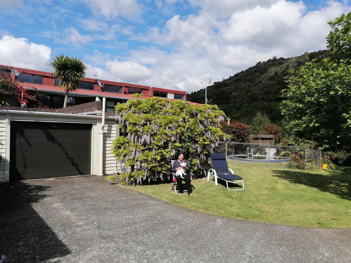 School Lane B&B Wr. ファンガレー エクステリア 写真